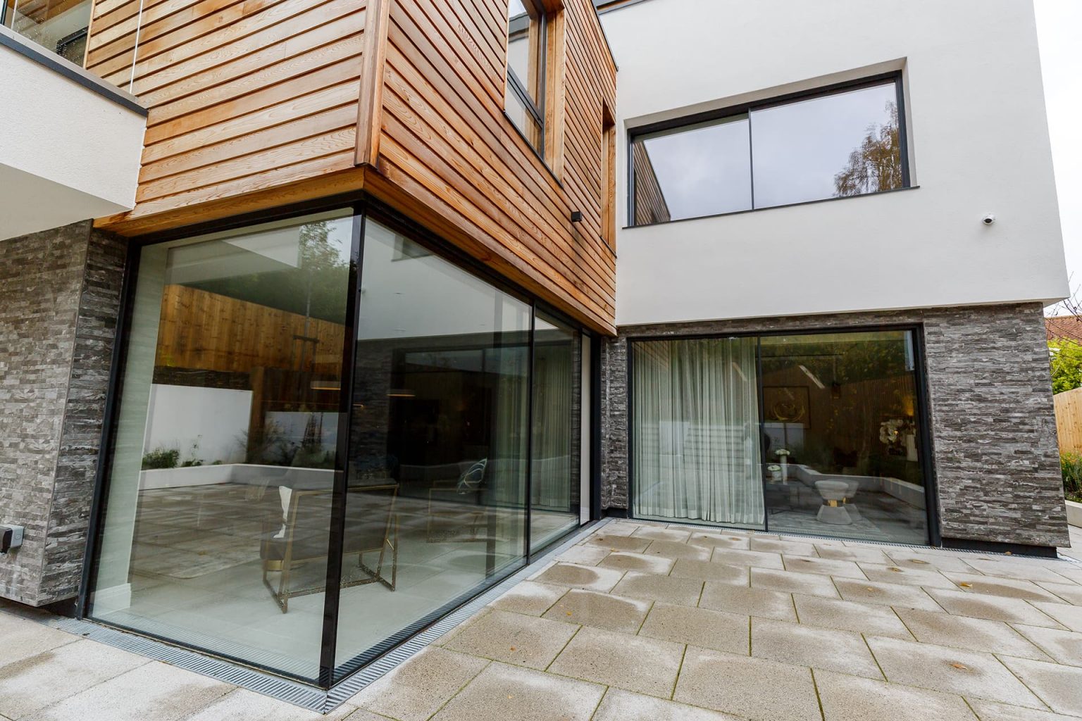 Exploring Types of Structural Glazing Finepoint